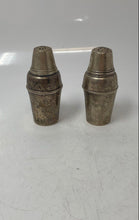 Load image into Gallery viewer, Set Of 2 Pcs Vintage Silver Tone Plate Home And Tableware Salt & Pepper Shaker