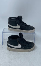 Load image into Gallery viewer, Nike Kids Blazer Mid '77 DA4088-002 Black Hook & Loop Sneaker Shoes Size 10C