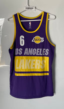 Load image into Gallery viewer, NBA Mens Yellow Purple Los Angeles Lakers LeBron James #6 Jersey Size Small