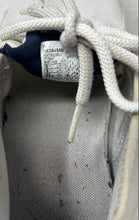 Load image into Gallery viewer, New Balance Mens Fresh Foam Roav MROAVSAM White Lace-Up Sneaker Shoes Size 9.5D
