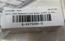 Load image into Gallery viewer, Apple iPad A1359 White Docking Station Keyboard In Open Box Untested