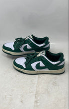 Load image into Gallery viewer, Nike Mens Dunk Low Green And White Leather Lace-Up Sneaker Shoes Size 9