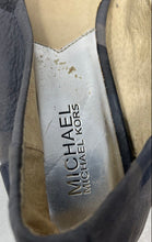 Load image into Gallery viewer, Michael Kors Womens Gray Leather Round Toe Slip-On Ballet Flats Size 8.5M