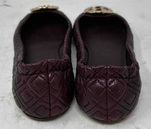 Load image into Gallery viewer, Authentic Tory Burch Womens Burgundy Slip-On Ballet Flats Size 8M Damaged