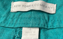 Load image into Gallery viewer, New York & Company Womens Green Flat Front Stretch Bermuda Shorts Size 8