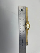 Load image into Gallery viewer, Vintage Orient Women's Quartz Dress Watch | Case E45CK7-20BJ ( NCL)