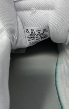 Load image into Gallery viewer, Puma Womens Court 403456-30 White Leather Lace-Up Low Top Sneakers Shoes Size 8