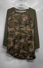 Load image into Gallery viewer, Express Unisex Green Camouflage Long Sleeve Pullover T-Shirt Size Large