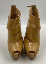 Load image into Gallery viewer, Authentic Giuseppe Zanotti Womens Beige High Stiletto Platform Heels 36 Stained
