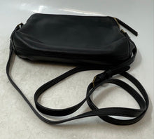 Load image into Gallery viewer, Universal Thread Womens Black Adjustable Strap Inner Pockets Shoulder Purse