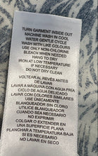 Load image into Gallery viewer, Mario Serrani Womens White Blue Floral Stretch Skinny Leg Capri Pants Size XL
