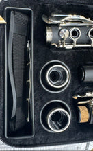 Load image into Gallery viewer, Yasisid USA CL-300 Black Woodwind Student Clarinet Instrument With Case
