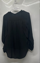 Load image into Gallery viewer, Guess Womens Black Long Roll Tab Sleeve Regular Fit Half Snap Blouse Top Size XS