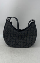 Load image into Gallery viewer, Guess Womens Black Signature Print Zipper Adjustable Strap Shoulder Purse