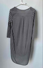 Load image into Gallery viewer, H&M Womens Black White Printed Long Sleeve Tunic Dress Size Small