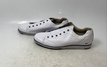 Load image into Gallery viewer, Casual Collection Womens White Leather Low Top Sneaker Shoes Size 6.5 No Laces