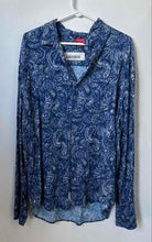 Load image into Gallery viewer, Guess Mens Blue Paisley Spread Collar Long Sleeve Button-Up Shirt Size XL