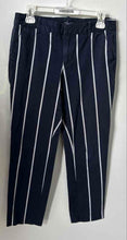Load image into Gallery viewer, Tommy Hilfiger Womens Blue White Striped Flat Front Cropped Pants Size 6