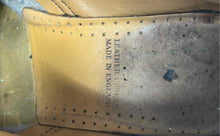 Load image into Gallery viewer, Dr. Martens Mens Dark Brown Leather Round Toe Lace-Up Oxford Shoes Size 5