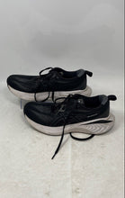 Load image into Gallery viewer, Asics Womens Gel-Cumulus 25 1012B440 Black Striped Tennis Shoes Size 8.5 Narrow