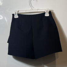 Load image into Gallery viewer, Zara Womens Black Ruffle High-Rise Flounced Hem Side Zip Short Mini Skort Sz XS