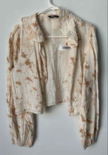 Load image into Gallery viewer, Zara Womens Beige Tie Dye Cotton Gauze Eyelet Button Front Cropped Top Size L
