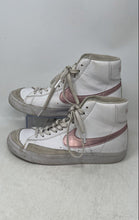 Load image into Gallery viewer, Nike Kids Blazer Mid '77 DA4086-105 White Lace Up Sneaker Shoes Size 7Y