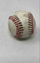 Load image into Gallery viewer, SQUAD HERO Flash Catch Illuminated Sports Genuine Leather 9 Inch Baseball