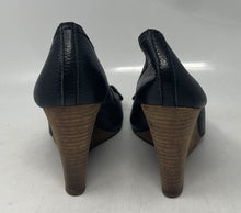 Load image into Gallery viewer, Authentic Tory Burch Womens Amanda Black Wedge Pump Heels Size 7.5M Damaged