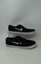 Load image into Gallery viewer, Nike Mens SB Zoom Stefan Janoski 333824-026 Black White Sneaker Shoes Size 12