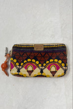 Load image into Gallery viewer, Fossil Key-Per Womens Multicolor Printed Coated Canvas Zipper Wristlet Wallet