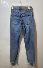 Load image into Gallery viewer, Aeropostale Womens Blue Distressed Raw Hem Curvy Mom Jeans Pants Size 0