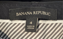 Load image into Gallery viewer, Banana Republic Womens Black Flat Front Pockets Straight Leg Dress Pants Size 4