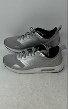 Load image into Gallery viewer, Nike Womens Air Max Tavas 916791-003 Gray Lace-Up Low Top Sneakers Shoes Size 9