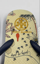Load image into Gallery viewer, Authentic Tory Burch Womens Miller Blue Cream Printed Flip-Flop Sandals Size 9