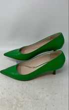 Load image into Gallery viewer, Zara Basic Womens Green Leather Pointed Toe Kitten Pump Heels Size EUR 41
