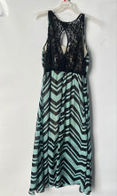Load image into Gallery viewer, Forever 21 Womens Black Green Chevron Sleeveless Round Neck A-Line Dress Size 1X