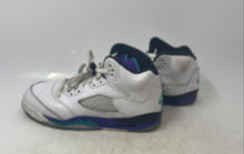 Load image into Gallery viewer, Nike Kids Air Jordan 5 Retro White Purple Lace-Up Basketball Shoes Size 7Y