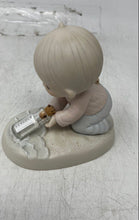 Load image into Gallery viewer, Enesco Precious Moments 532010 Sending You Oceans Of Love Porcelain Figurine