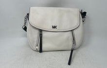 Load image into Gallery viewer, Michael Kors Womens Evie White Pebbled Leather Inner Pockets Shoulder Handbag