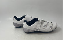 Load image into Gallery viewer, Mens White Triple Hook And Loop Straps Low Top Sport Cycling Shoes Size EUR 40