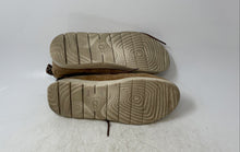 Load image into Gallery viewer, UGG Boys Canoe 1014363K Beige Lace-Up Round Toe Ankle Chukka Boots Size 5