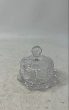 Load image into Gallery viewer, Vintage Clear Engraved Glass Round Shape Scalloped Edge Jewelry Box With Lid