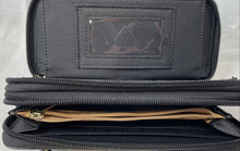 Load image into Gallery viewer, Stone Mountain Womens Gray Black Leather Inner Outer Pocket Zip-Around Wallet