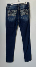 Load image into Gallery viewer, Miss Me Womens Blue Mid-Rise Stretch Pockets Denim Skinny Leg Jeans Size 25