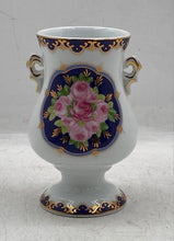 Load image into Gallery viewer, Presentti Italy Style Gold Collection Fine Porcelain Floral Vase Collectible