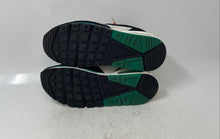 Load image into Gallery viewer, Nike Womens Air Max Correlate 511417-136 White Black Green Sneaker Shoes Sz 6.5