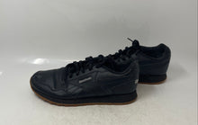 Load image into Gallery viewer, Reebok Womens Classic CM9941 Black Lace-Up Low Top Sneaker Shoes Size 9.5