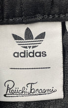 Load image into Gallery viewer, Adidas Mens Black White Elastic Waist Basketball Athletic Shorts Size Medium