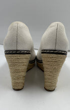 Load image into Gallery viewer, Authentic Tory Burch Womens White Peep Toe Wedge Pump Heels Size 7.5M Damaged